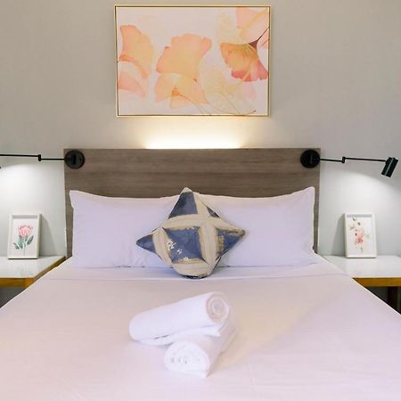 Madonna Hometel And Suites New Pandan Panabo Ngoại thất bức ảnh
