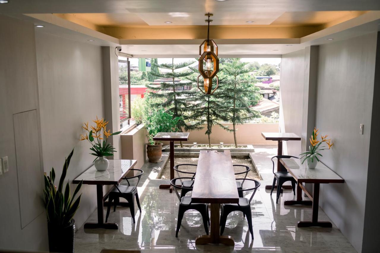 Madonna Hometel And Suites New Pandan Panabo Ngoại thất bức ảnh