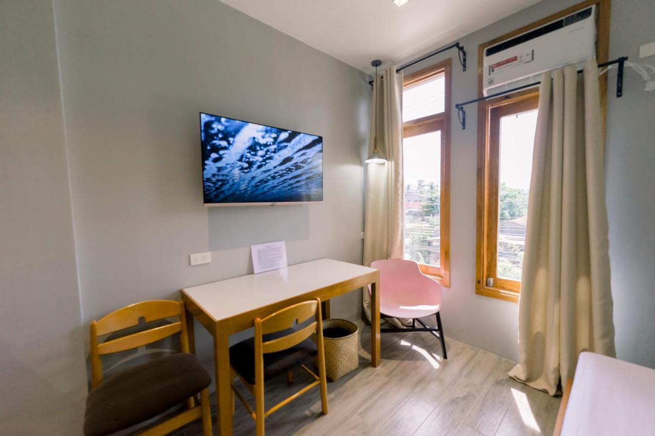 Madonna Hometel And Suites New Pandan Panabo Ngoại thất bức ảnh