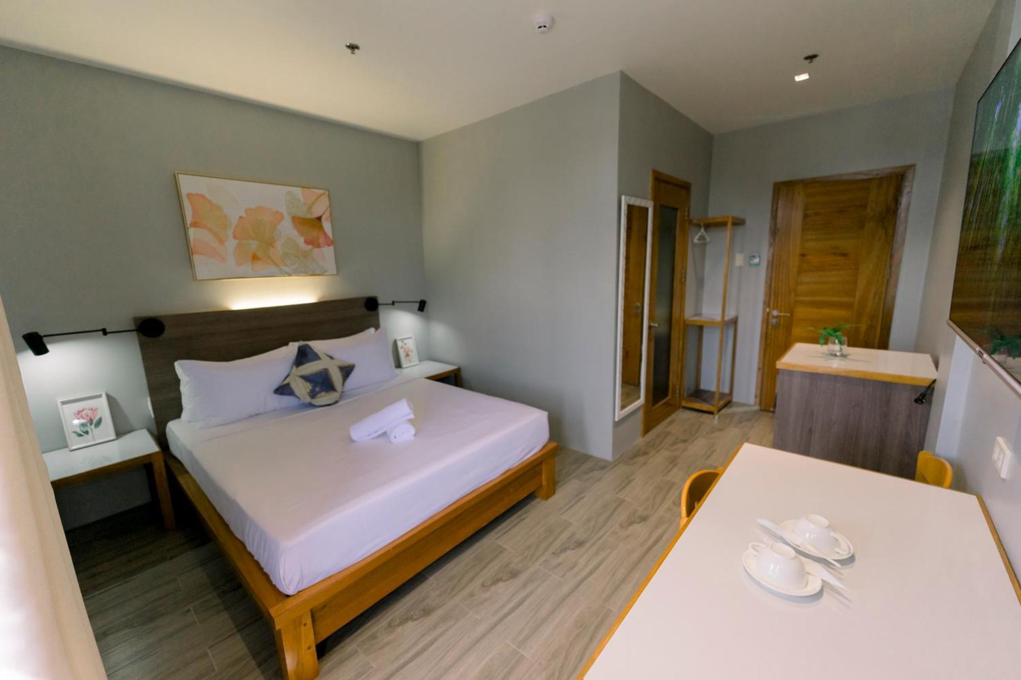 Madonna Hometel And Suites New Pandan Panabo Ngoại thất bức ảnh